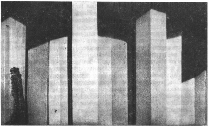 Макет «Гамлета», акт III, сц. 3 Макет «Гамлета», акт III, сц. 3