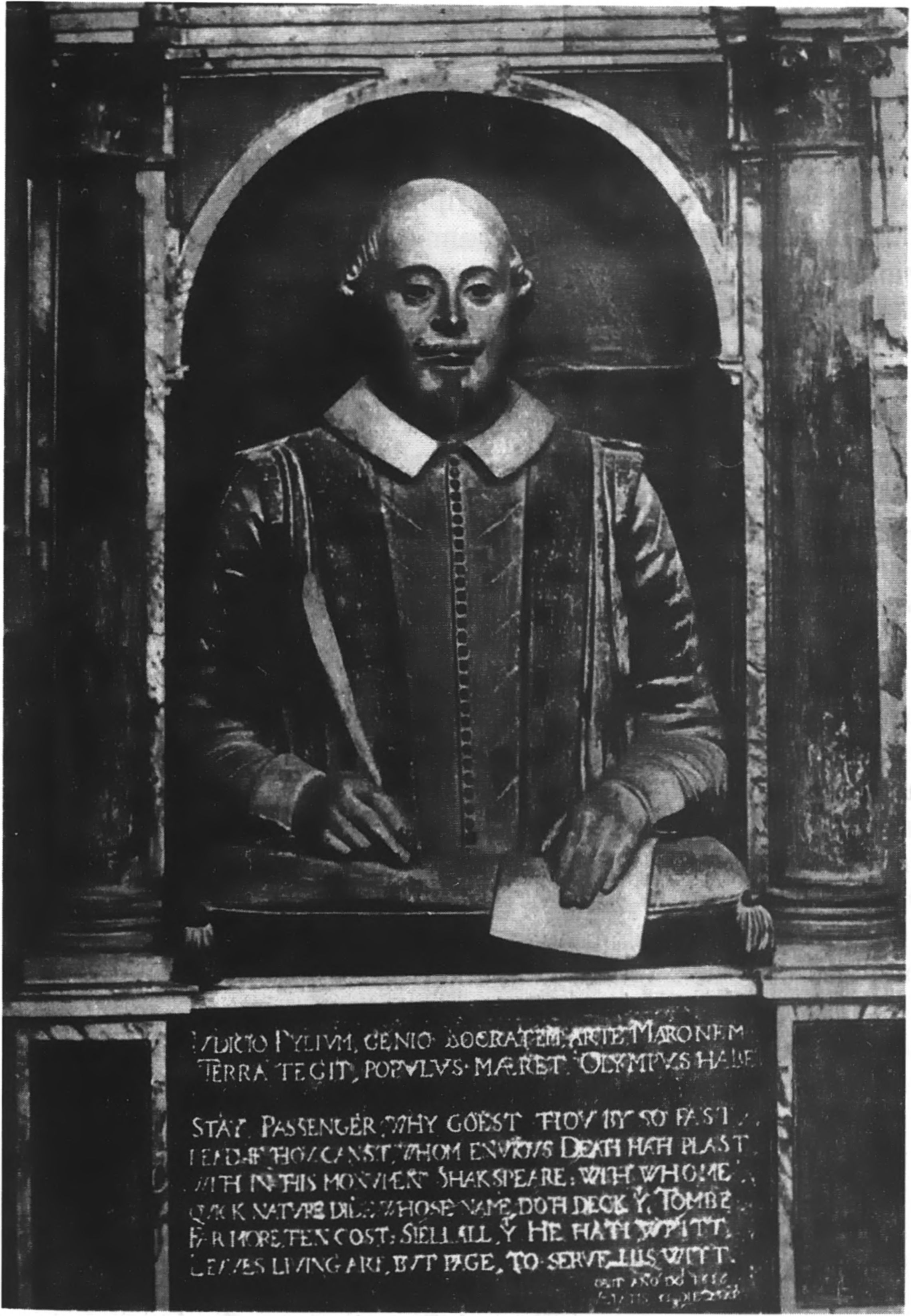 Настенный памятник Шекспиру в стратфордской церкви. Бюст. Современный вид